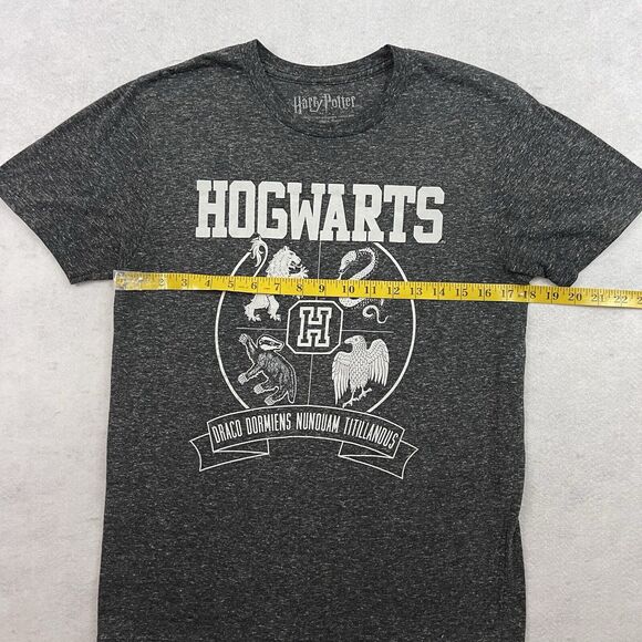 Harry Potter Hogwarts T Shirt Medium Heather Grey Graphic Short Sleeve Tee - Picture 6 of 8